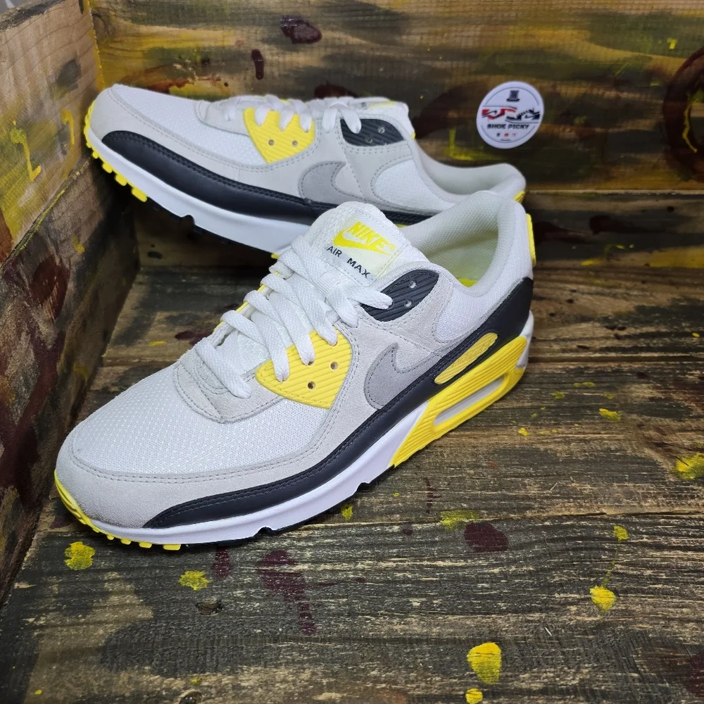 Nike Air Max 90 White-Dark Smoke Grey-Lightning Sz 10.5 [DM0029-111]